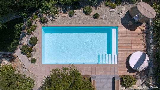 Swimming Pool / bei Frankfurt